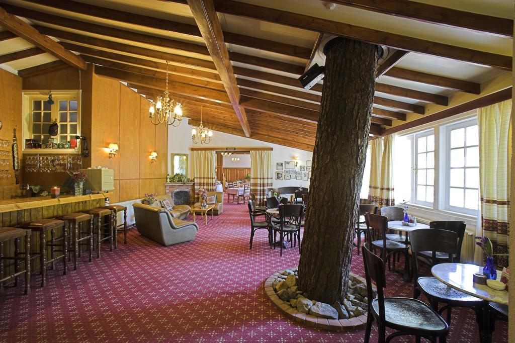 פלטרס New Helvetia Hotel מראה חיצוני תמונה